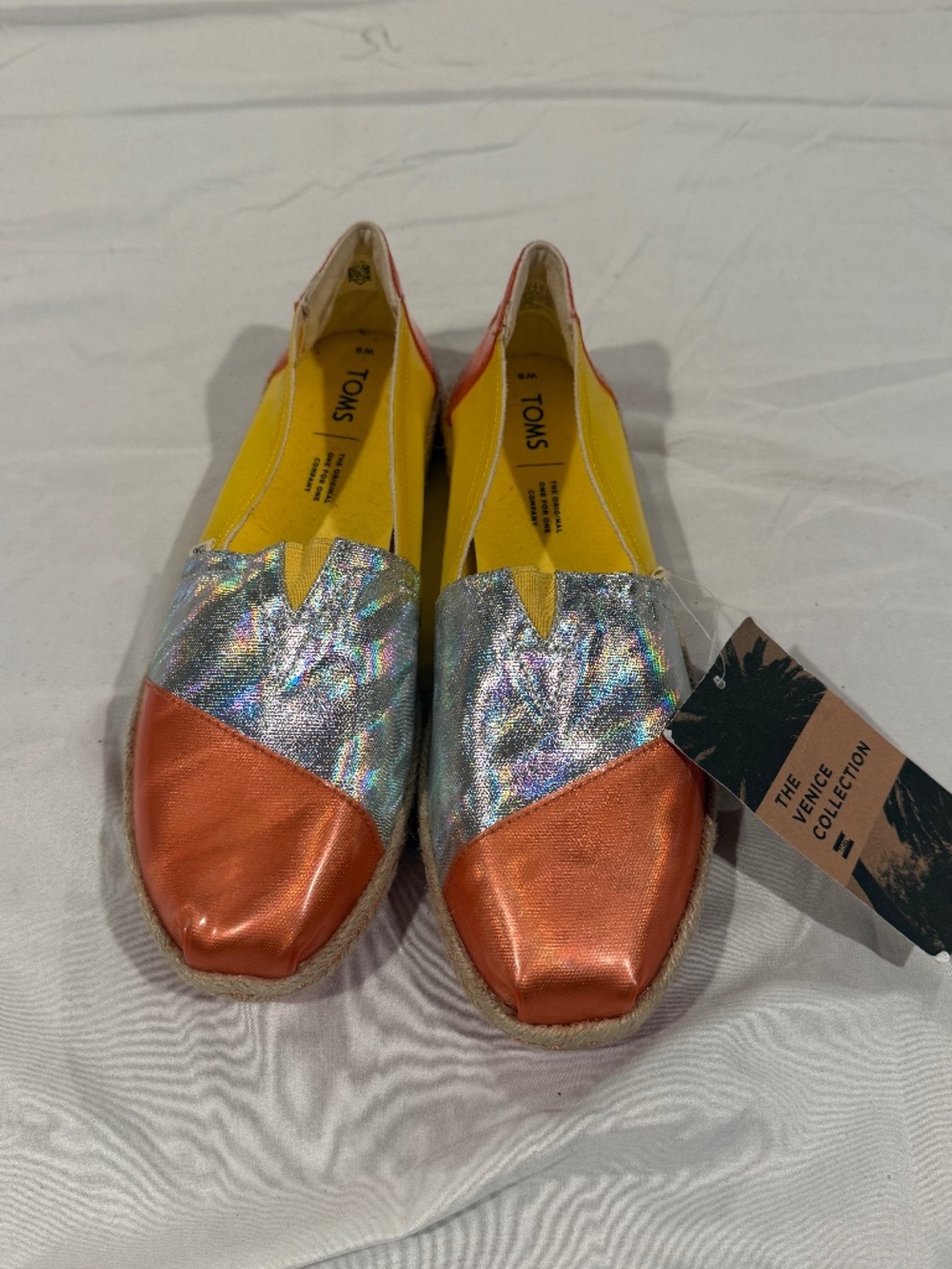 NWT Gold Fusion Translucent Wmn Classic Toms size 8 Venice Collection